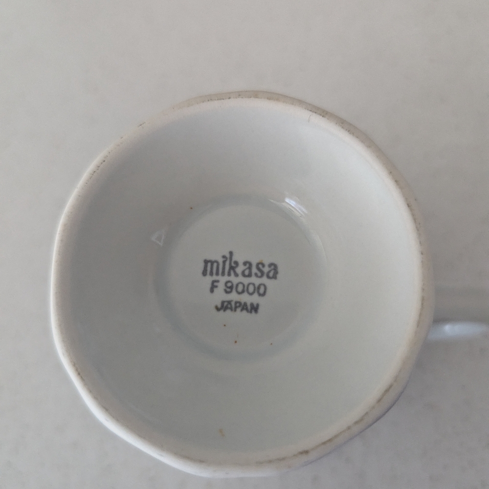 Mikasa Classic White Cup F 9000